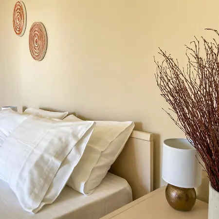 Drosia - Chic & Classic Affittacamere 3*