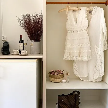 Konukevi Drosia - Chic & Classic Kefalonia Island