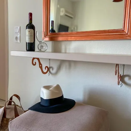 Konukevi Drosia - Chic & Classic Kefalonia Island