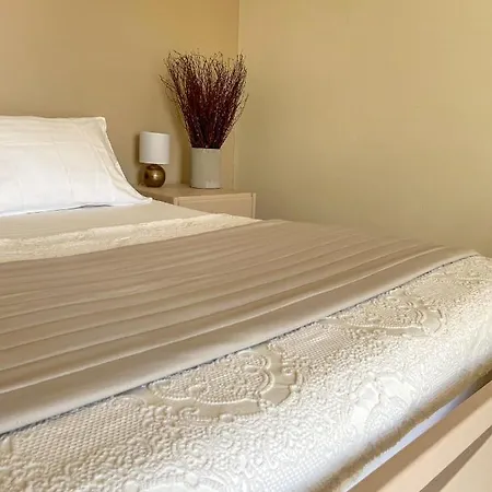 Konukevi Drosia - Chic & Classic 3*